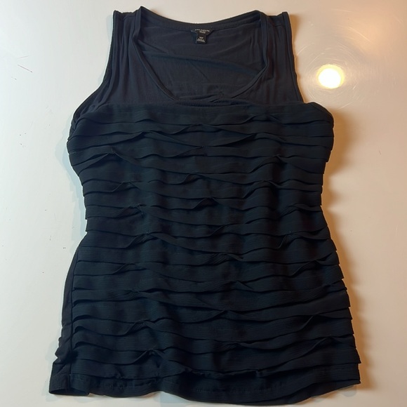 🖤ANN TAYLOR BLACK WOVEN LAYERED FABRIC TOP SIZE MEDIUM PETITE🖤 - Picture 11 of 13